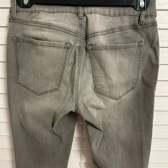 Refuge Jeans Women’s Gray Jeans - Picture 5 of 5